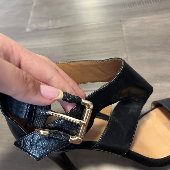 Nine West black heels - Picture 7 of 9